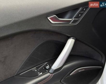 Білий Ауді TTS, об'ємом двигуна 1.98 л та пробігом 100 тис. км за 26500 $, фото 34 на Automoto.ua