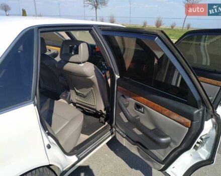 Белый Ауди В8, объемом двигателя 3.6 л и пробегом 150 тыс. км за 11111 $, фото 17 на Automoto.ua