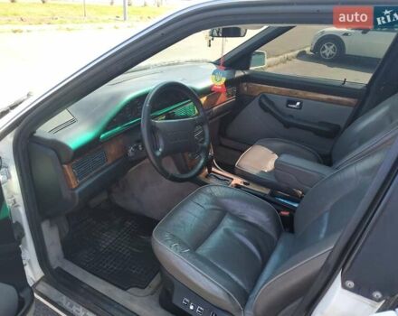 Белый Ауди В8, объемом двигателя 3.6 л и пробегом 150 тыс. км за 11111 $, фото 10 на Automoto.ua