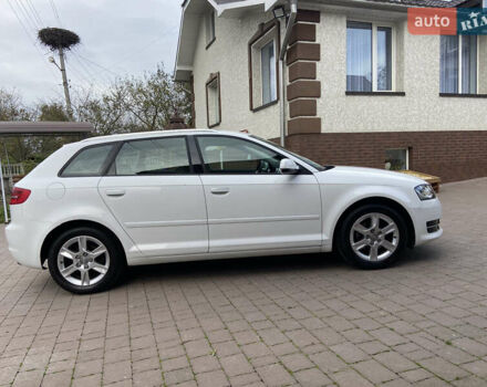Белый Ауди A3 Sportback, объемом двигателя 1.6 л и пробегом 167 тыс. км за 11500 $, фото 5 на Automoto.ua