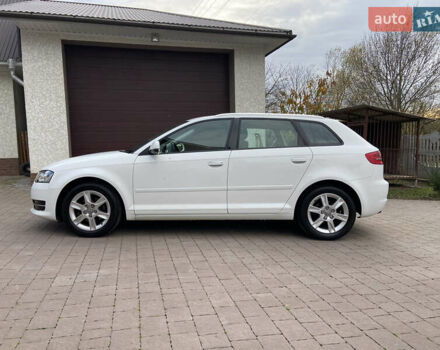 Белый Ауди A3 Sportback, объемом двигателя 1.6 л и пробегом 167 тыс. км за 11500 $, фото 1 на Automoto.ua