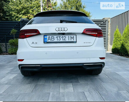 Білий Ауді A3 Sportback, об'ємом двигуна 1.4 л та пробігом 129 тис. км за 19999 $, фото 7 на Automoto.ua