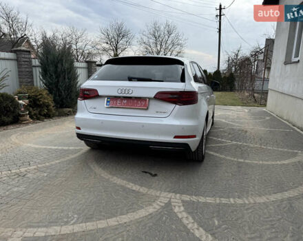 Белый Ауди A3 Sportback, объемом двигателя 1.4 л и пробегом 225 тыс. км за 13550 $, фото 5 на Automoto.ua