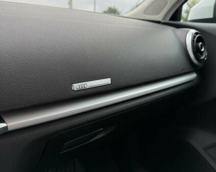 Белый Ауди A3 Sportback, объемом двигателя 2 л и пробегом 173 тыс. км за 15900 $, фото 21 на Automoto.ua