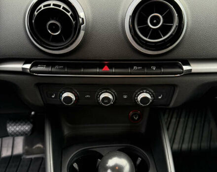 Белый Ауди A3 Sportback, объемом двигателя 2 л и пробегом 173 тыс. км за 15900 $, фото 20 на Automoto.ua