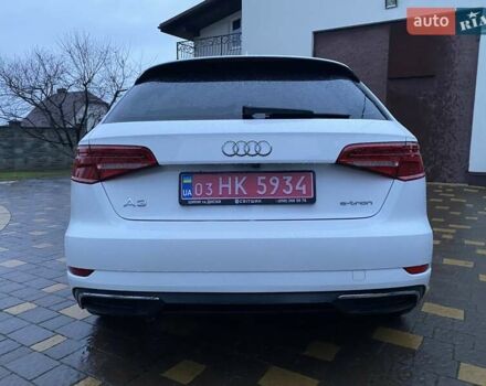 Белый Ауди A3 Sportback, объемом двигателя 1.4 л и пробегом 117 тыс. км за 16300 $, фото 7 на Automoto.ua