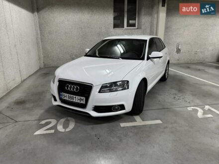 Ауди A3 Sportback 2012 в Одессе на Automoto.ua Белый Ауди A3 Sportback, объемом двигателя 1.2 л и пробегом 174 тыс. км за 10500 $, фото 1 на Automoto.ua