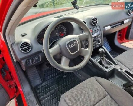 Красный Ауди A3 Sportback, объемом двигателя 1.6 л и пробегом 226 тыс. км за 5300 $, фото 10 на Automoto.ua