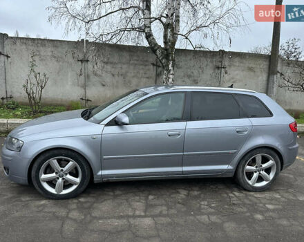 Серый Ауди A3 Sportback, объемом двигателя 2 л и пробегом 325 тыс. км за 9000 $, фото 2 на Automoto.ua