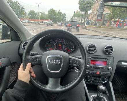 Серый Ауди A3 Sportback, объемом двигателя 1.6 л и пробегом 185 тыс. км за 5700 $, фото 2 на Automoto.ua