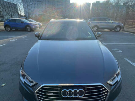 Ауди A3 Sportback 2017 в Киеве на Automoto.ua Серый Ауди A3 Sportback, объемом двигателя 1.4 л и пробегом 171 тыс. км за 20850 $, фото 1 на Automoto.ua