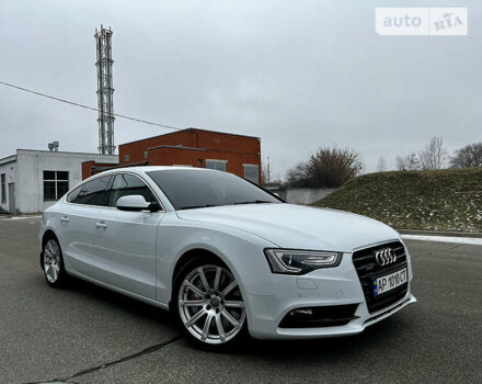 Белый Ауди A5 Sportback, объемом двигателя 2 л и пробегом 102 тыс. км за 22000 $, фото 8 на Automoto.ua