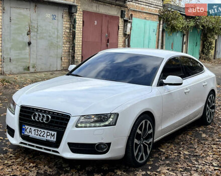 Белый Ауди A5 Sportback, объемом двигателя 2 л и пробегом 194 тыс. км за 9900 $, фото 2 на Automoto.ua