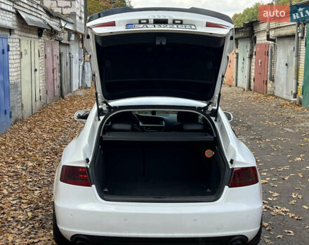 Белый Ауди A5 Sportback, объемом двигателя 2 л и пробегом 194 тыс. км за 9900 $, фото 7 на Automoto.ua