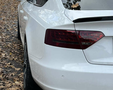 Белый Ауди A5 Sportback, объемом двигателя 2 л и пробегом 194 тыс. км за 9900 $, фото 6 на Automoto.ua