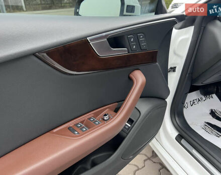 Белый Ауди A5 Sportback, объемом двигателя 2 л и пробегом 212 тыс. км за 19990 $, фото 15 на Automoto.ua