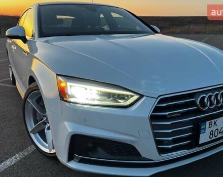 Белый Ауди A5 Sportback, объемом двигателя 2 л и пробегом 56 тыс. км за 24900 $, фото 1 на Automoto.ua