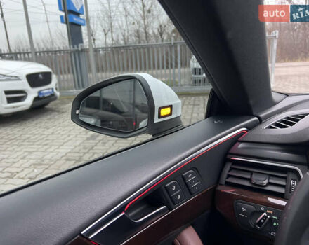 Белый Ауди A5 Sportback, объемом двигателя 2 л и пробегом 212 тыс. км за 19990 $, фото 16 на Automoto.ua