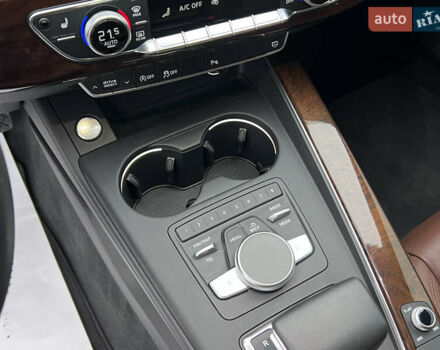 Белый Ауди A5 Sportback, объемом двигателя 2 л и пробегом 212 тыс. км за 19990 $, фото 32 на Automoto.ua