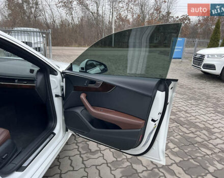 Белый Ауди A5 Sportback, объемом двигателя 2 л и пробегом 212 тыс. км за 19990 $, фото 37 на Automoto.ua