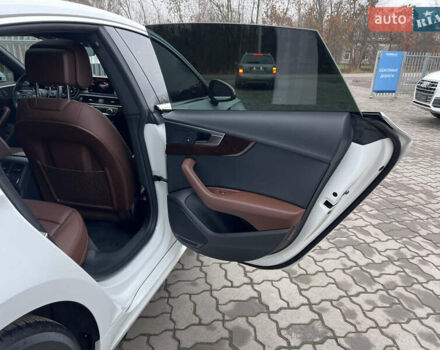 Белый Ауди A5 Sportback, объемом двигателя 2 л и пробегом 212 тыс. км за 19990 $, фото 41 на Automoto.ua