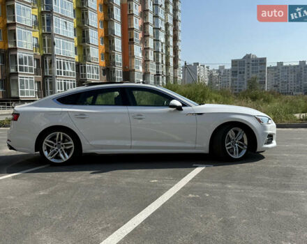Белый Ауди A5 Sportback, объемом двигателя 2 л и пробегом 113 тыс. км за 29000 $, фото 3 на Automoto.ua