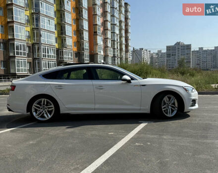 Белый Ауди A5 Sportback, объемом двигателя 2 л и пробегом 113 тыс. км за 29000 $, фото 4 на Automoto.ua