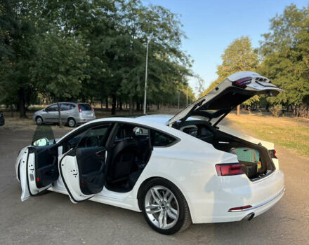 Білий Ауді A5 Sportback, об'ємом двигуна 2 л та пробігом 98 тис. км за 29500 $, фото 2 на Automoto.ua