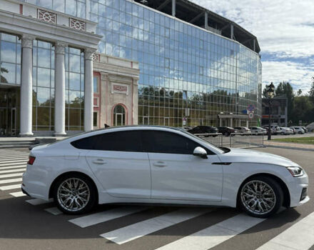 Белый Ауди A5 Sportback, объемом двигателя 2 л и пробегом 122 тыс. км за 32000 $, фото 4 на Automoto.ua
