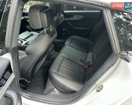 Белый Ауди A5 Sportback, объемом двигателя 2 л и пробегом 46 тыс. км за 31300 $, фото 12 на Automoto.ua