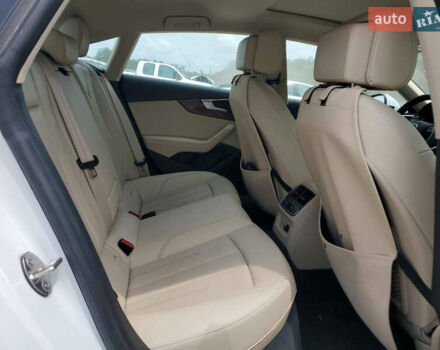 Белый Ауди A5 Sportback, объемом двигателя 2 л и пробегом 77 тыс. км за 25900 $, фото 10 на Automoto.ua