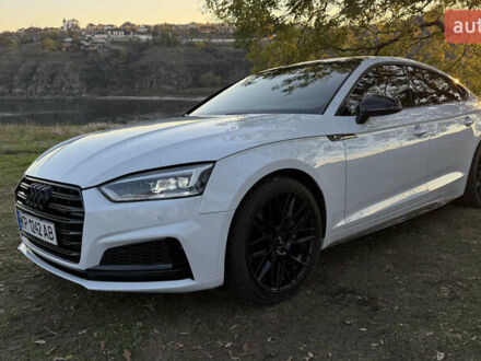 Белый Ауди A5 Sportback, объемом двигателя 2 л и пробегом 133 тыс. км за 25500 $, фото 1 на Automoto.ua