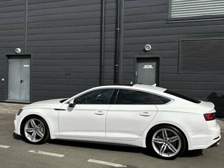 Ауді A5 Sportback 2017 у Києві на Automoto.ua Білий Ауді A5 Sportback, об'ємом двигуна 2 л та пробігом 80 тис. км за 27500 $, фото 1 на Automoto.ua
