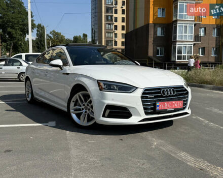 Белый Ауди A5 Sportback, объемом двигателя 2 л и пробегом 113 тыс. км за 29000 $, фото 1 на Automoto.ua