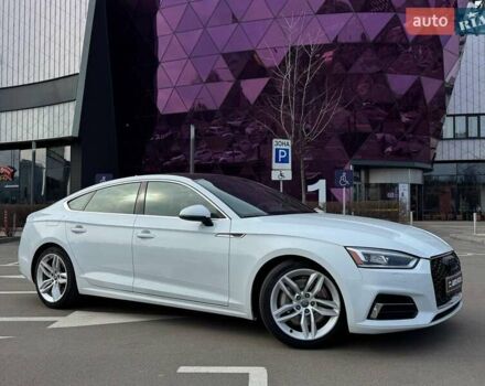 Белый Ауди A5 Sportback, объемом двигателя 2 л и пробегом 65 тыс. км за 22990 $, фото 1 на Automoto.ua