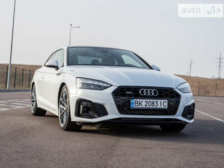 Белый Ауди A5 Sportback, объемом двигателя 2 л и пробегом 30 тыс. км за 37000 $, фото 1 на Automoto.ua