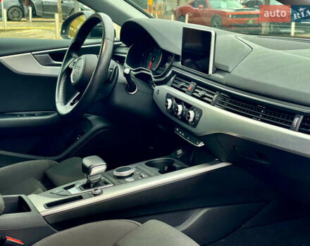 Черный Ауди A5 Sportback, объемом двигателя 2 л и пробегом 71 тыс. км за 22200 $, фото 22 на Automoto.ua