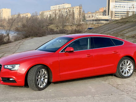 Ауди A5 Sportback 2012 в Киеве на Automoto.ua Красный Ауди A5 Sportback, объемом двигателя 2 л и пробегом 77 тыс. км за 15599 $, фото 1 на Automoto.ua