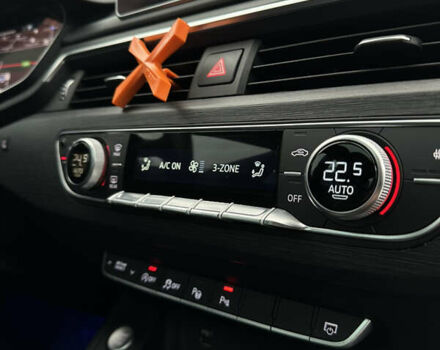 Серый Ауди A5 Sportback, объемом двигателя 1.98 л и пробегом 97 тыс. км за 27500 $, фото 24 на Automoto.ua