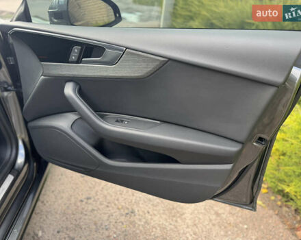 Серый Ауди A5 Sportback, объемом двигателя 2 л и пробегом 39 тыс. км за 31999 $, фото 7 на Automoto.ua