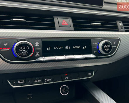 Синий Ауди A5 Sportback, объемом двигателя 2 л и пробегом 84 тыс. км за 31999 $, фото 24 на Automoto.ua