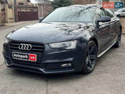Ауді A5 Sportback 2013 у Києві на Automoto.ua Синій Ауді A5 Sportback, об'ємом двигуна 2 л та пробігом 191 тис. км за 12890 $, фото 1 на Automoto.ua