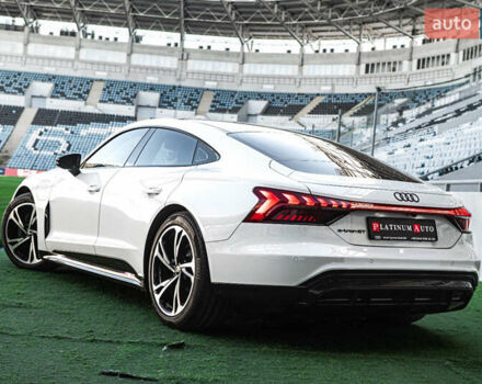 Білий Ауді e-tron GT, об'ємом двигуна 0 л та пробігом 2 тис. км за 56900 $, фото 11 на Automoto.ua