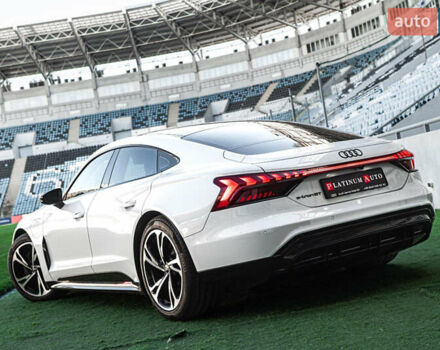 Білий Ауді e-tron GT, об'ємом двигуна 0 л та пробігом 2 тис. км за 56900 $, фото 12 на Automoto.ua