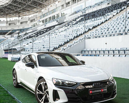 Білий Ауді e-tron GT, об'ємом двигуна 0 л та пробігом 2 тис. км за 56900 $, фото 1 на Automoto.ua