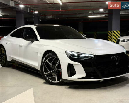 Белый Ауди e-tron GT, объемом двигателя 0 л и пробегом 13 тыс. км за 64000 $, фото 3 на Automoto.ua