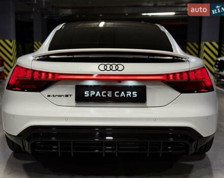 Белый Ауди e-tron GT, объемом двигателя 0 л и пробегом 13 тыс. км за 64000 $, фото 15 на Automoto.ua