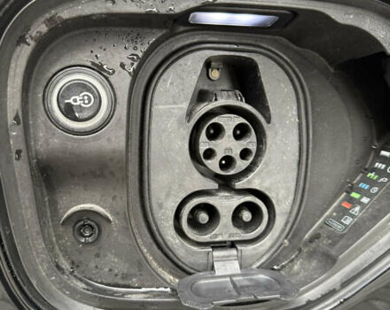 Черный Ауди e-tron GT, объемом двигателя 0 л и пробегом 31 тыс. км за 50000 $, фото 49 на Automoto.ua