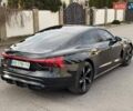 Черный Ауди e-tron GT, объемом двигателя 0 л и пробегом 30 тыс. км за 49999 $, фото 7 на Automoto.ua