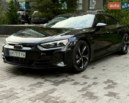 Черный Ауди e-tron GT, объемом двигателя 0 л и пробегом 31 тыс. км за 50000 $, фото 1 на Automoto.ua